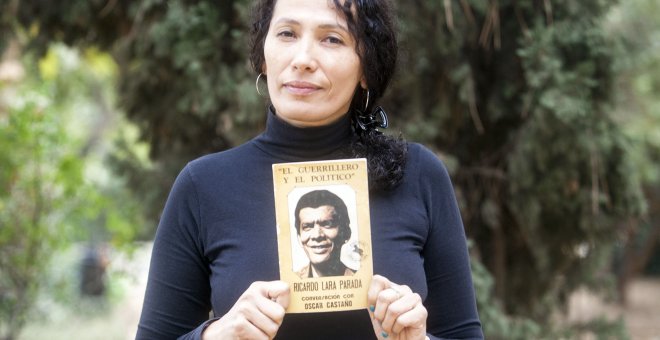 Mónica Lara, hija de un cofundador del ELN asesinado: "A la guerrilla le va a costar asumir errores en la negociación de paz"