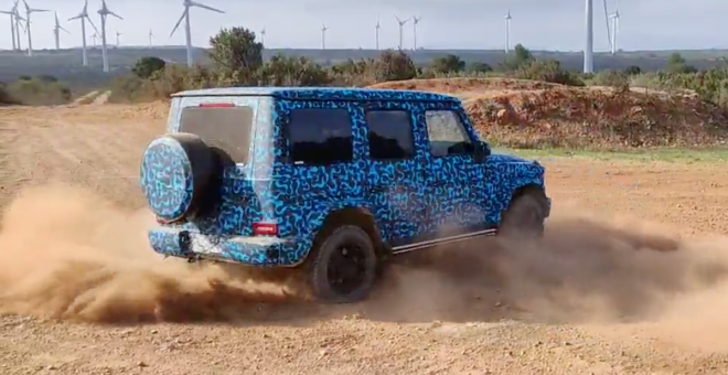 El Mercedes EQG girando como una peonza es lo más espectacular que verás hoy