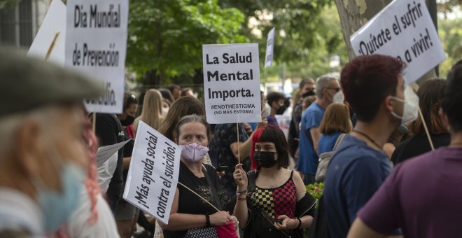 El 13% de las mujeres de Barcelona y el 11% de los hombres han pensado alguna vez en suicidarse