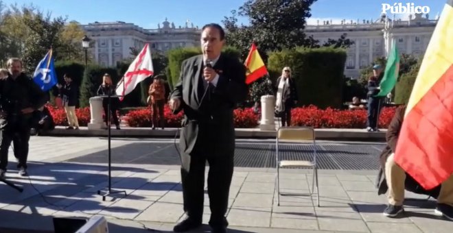 José Luis Corral, jefe del Movimiento Católico Español, celebra a Franco en el 20N: "Solamente el Generalísimo venció al comunismo"