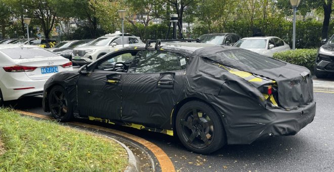 Lotus ya está probando en la calle su nuevo coche eléctrico, un rival a medida para el Porsche Taycan