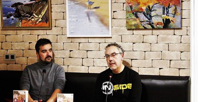 Paco Álvarez presenta su libro de relatos de lucha y dignidad 'Cabeza alta'