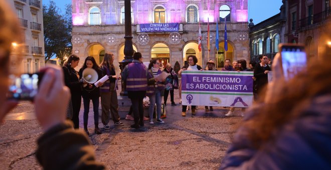 Barbón promete colocar a Asturies "a la vanguardia de la lucha contra la prostitución"