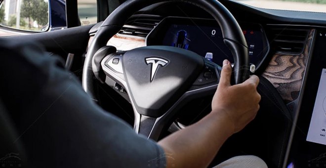 La última actualización de Tesla es capaz de detectar a los conductores tramposos