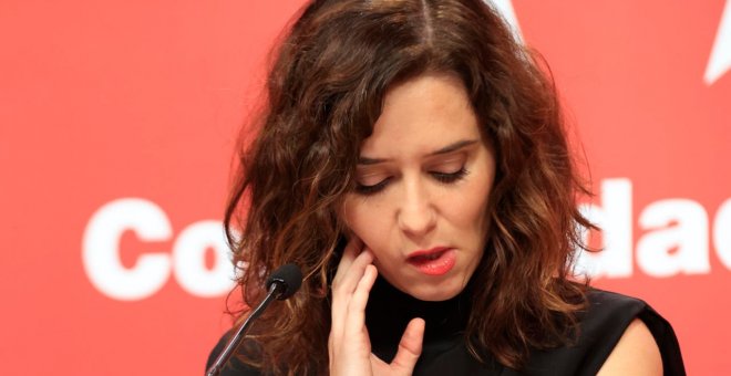 Ayuso se pliega a Vox y eliminará el concepto de "autodeterminación de género" en la ley trans de Madrid