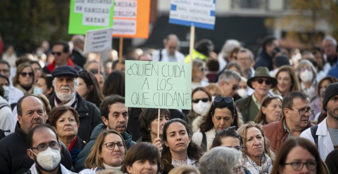 Los médicos de Atención Primaria de Madrid deciden continuar la huelga de manera indefinida