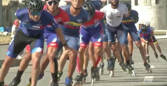 Cientos de patinadores participan en la maratón de La Habana