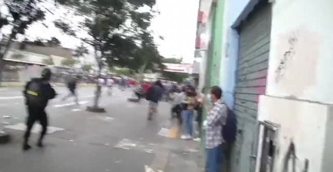 Manifestaciones cruzadas en Perú tras la caída de Pedro Castillo