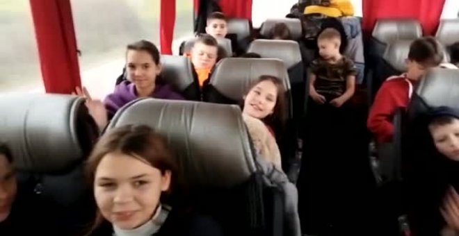 Llegan a Valencia 53 menores ucranianos para pasar la Navidad lejos de la guerra