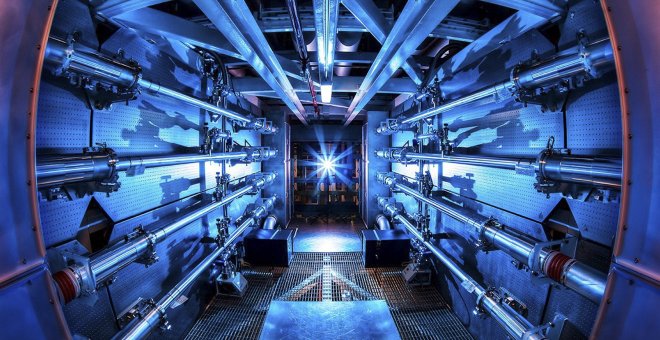 Científics dels EUA aconsegueixen una fita a la fusió nuclear que permet crear energia neta i barata