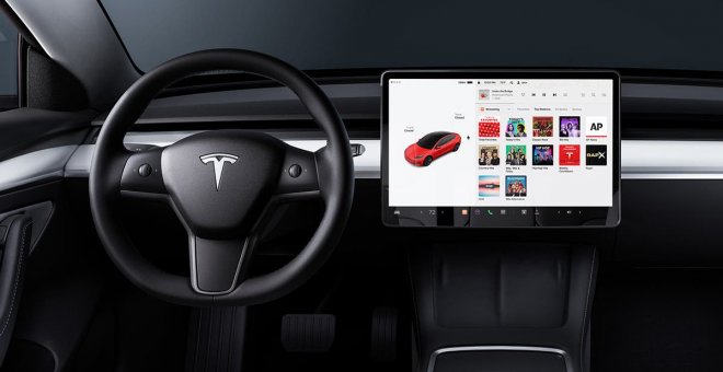 Tesla ya tiene su actualización navideña de 2022: Apple Music, juegos y espectáculo de luces