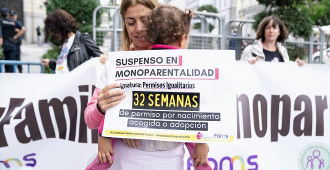 La Justicia amplía a 32 semanas el permiso de maternidad de una familia monomarental