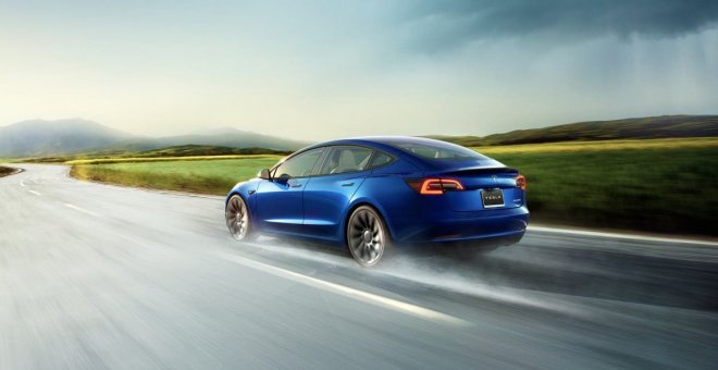 El Estado de California impide a Tesla vender su tecnología como "conducción autónoma total"