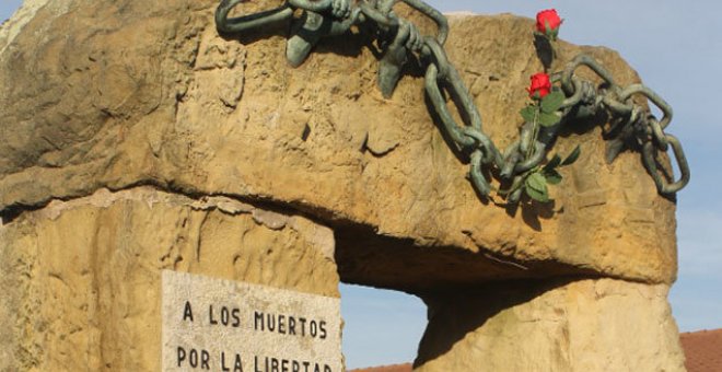 La Comisión de la Memoria comenzará su actividad con cuatro miembros tras la renuncia de uno de ellos