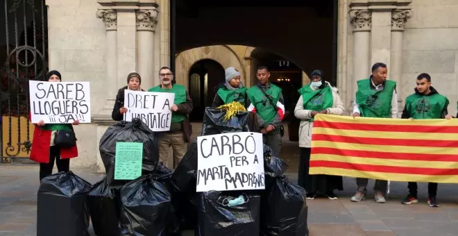 La PAH porta carbó a l'alcaldessa de Girona per no reunir-se amb els veïns en risc de desnonament