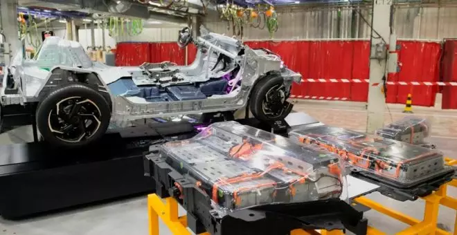 Stellantis se asegura el manganeso para las baterías de sus coches eléctricos