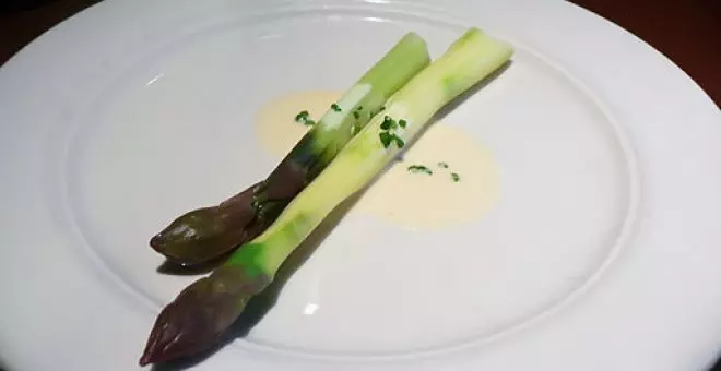Pato confinado - Receta de salsa beurre blanc: joya francesa para pescados y verduras