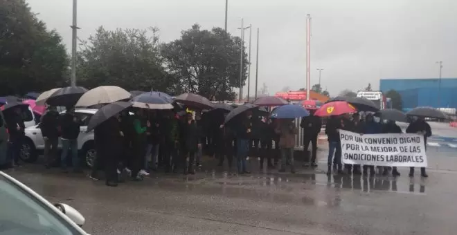 Trabajadores de Aspla protestan por "el bloqueo" en la negociación, "que lleva atascada 23 reuniones sin avances"