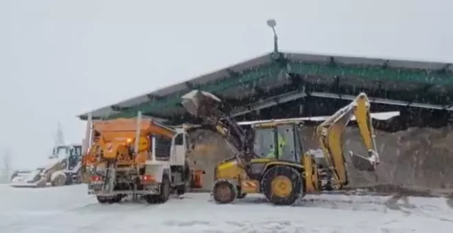 Problemas en las carreteras del norte por las nevadas que trae la borrasca Fien