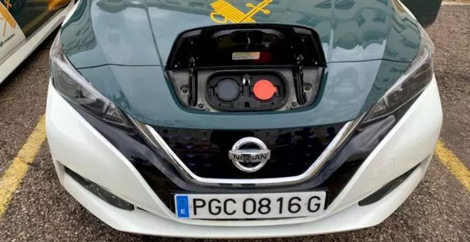 La Guardia Civil ha adquirido 380 coches eléctricos y no los puede utilizar por falta de cargadores