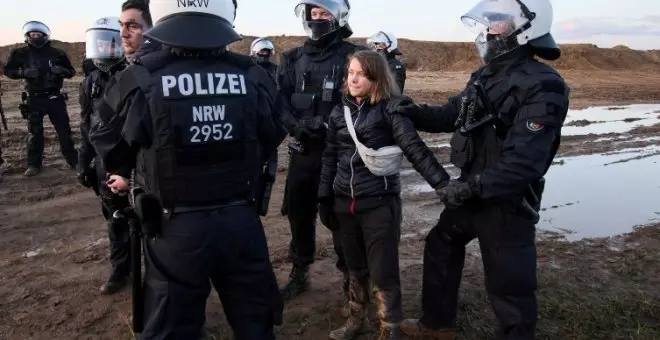 Detención o montaje: polémica por las imágenes de Greta Thunberg durante su arresto en Alemania