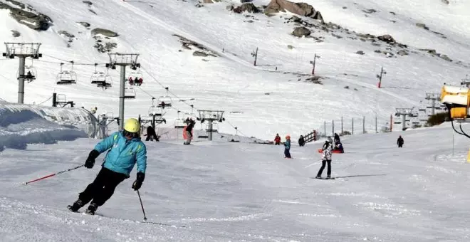 5.259 esquiadores se acercan a Alto Campoo en el primer fin de semana de la temporada