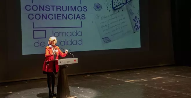 Lombó destaca el papel de las aulas para erradicar la violencia machista "cotidiana y transversal"