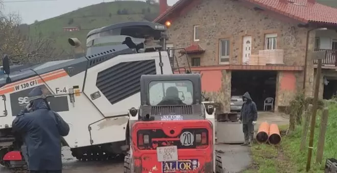 Iniciadas las obras de mejora y saneamiento de los viales El Cagigal y del barrio La Vía en Riaño