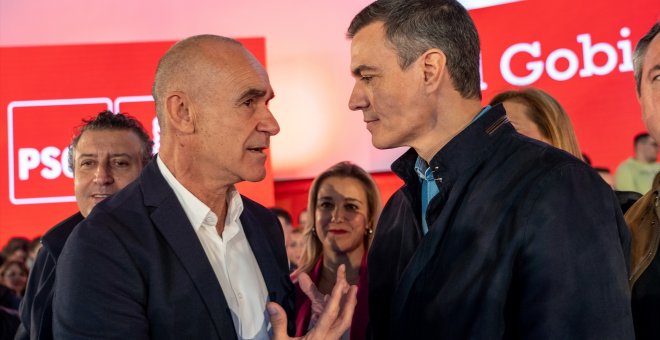 El PSOE andaluz combina para las municipales el poder de sus alcaldes y las medidas sociales de Sánchez