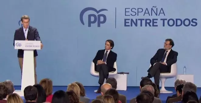 Feijóo presume ante Aznar y Rajoy de haber unido al partido