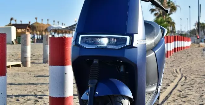 Este scooter eléctrico '125' tiene baterías de LG con las que llega hasta 150 km de autonomía