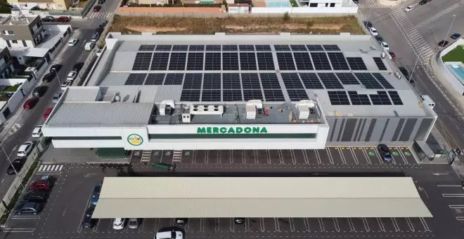 Mercadona invertirá 60 millones en instalar paneles solares en sus tiendas durante 2023