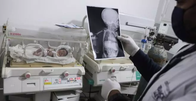 Una bebé nacida bajo los escombros del terremoto de Siria sufre varios intentos de secuestro