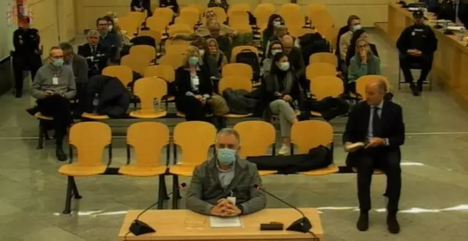 El tribunal ordena a Camps sentarse en primer fila tras la denuncia por llamar "miserable" al abogado del Bigotes