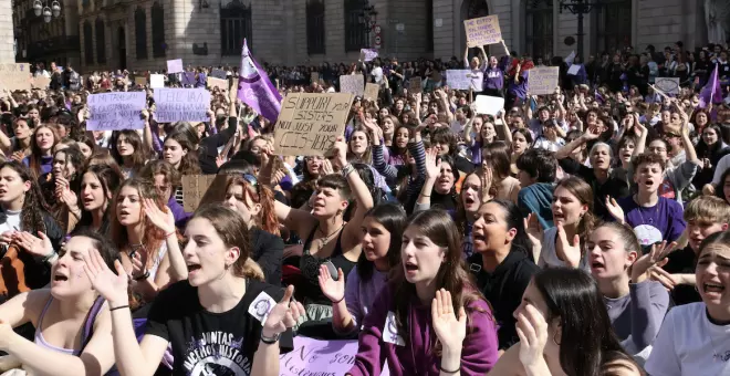 Milers d'estudiants es manifesten arreu del territori contra un sistema que "perpetua les violències masclistes"