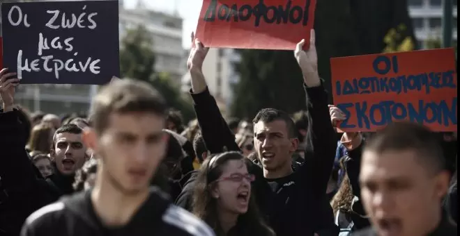Los sindicatos convocan una huelga general en Grecia por el accidente de tren que ha dejado 57 muertos
