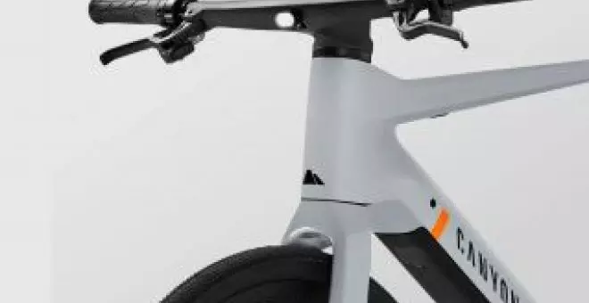 La bicicleta eléctrica de carretera más puntera de Canyon es puro diseño: así es la Roadlite:ON CF 9