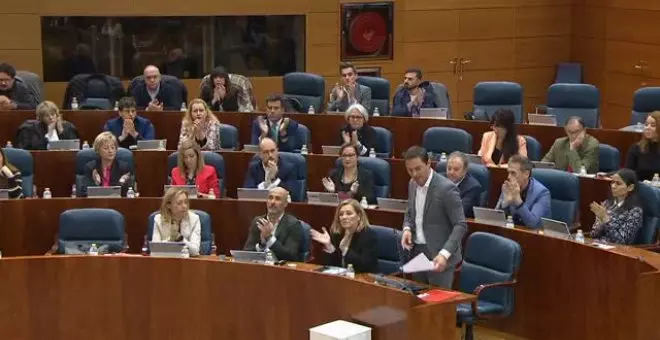 Tensa sesión de control en la Asamblea de Madrid por la polémica con el bono social térmico