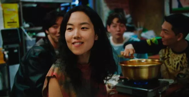El cineasta Davy Chou rebate en 'Retorno a Seúl' el relato sobre la identidad y las adopciones
