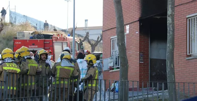 Tres morts en l'incendi d'un edifici de tres plantes a Rubí