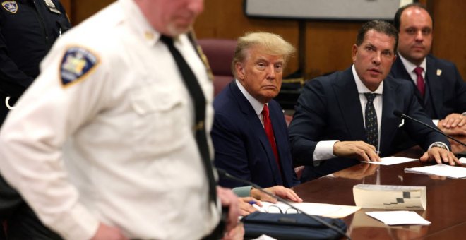 Donald Trump se enfrenta a 37 cargos criminales por el manejo de documentos clasificados