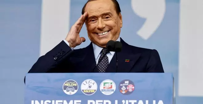 Berlusconi, en cuidados intensivos en Milán por problemas cardiovasculares