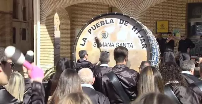 La tradición ancestral de los tambores protagoniza la Semana Santa en La Puebla de Híjar