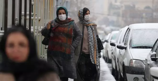 Nuevos envenenamientos con gas afectan a docenas de alumnas en Irán
