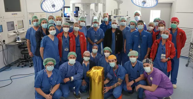 L'hospital Vall d'Hebron realitza el primer trasplantament pulmonar completament robòtic del món