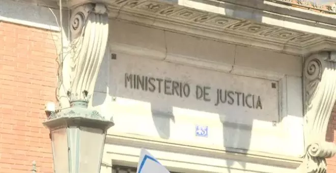 Manifestación de los funcionarios de Justicia en huelga desde el lunes