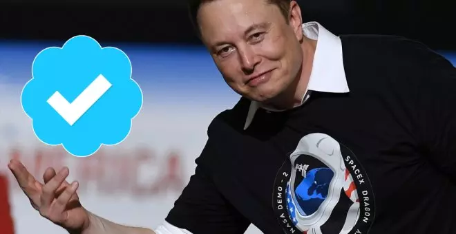 Elon Musk se carga el 'tick azul' de Twitter y siembra el caos: "Desde hoy es al revés: verificado, desconfía"