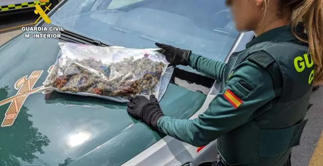 Detenido un vecino de Santander con más de 500 gramos de cogollos de marihuana en su coche