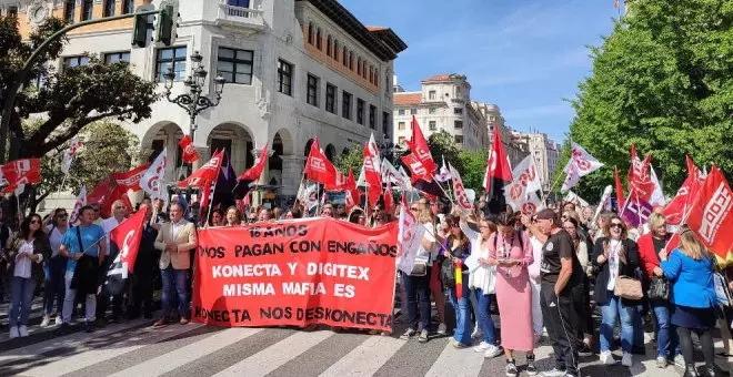 Los trabajadores de Digitex se manifiestan para conservar sus puestos de trabajo en Cantabria
