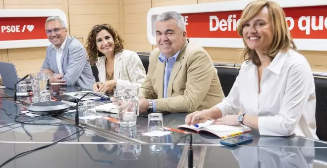 El PSOE califica al PP como ejemplo de la "antipolítica"